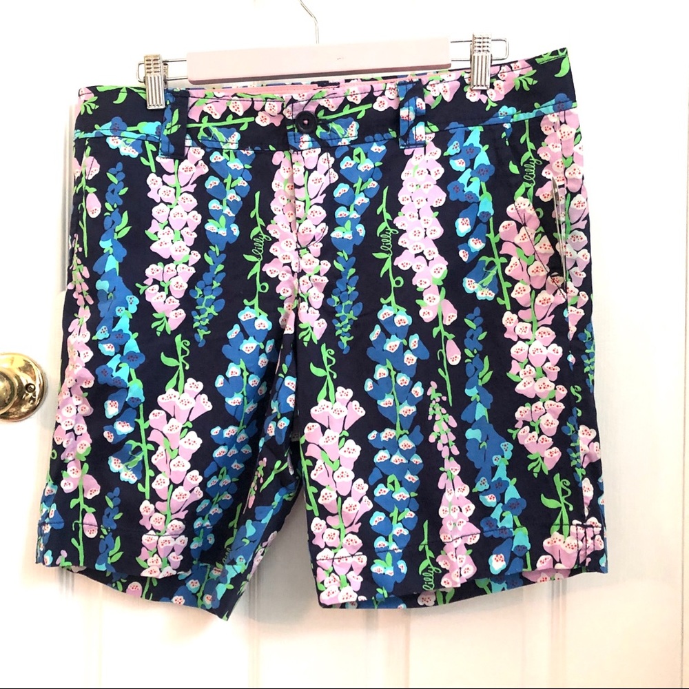 Lilly Pulitzer shorts NWT 12 navy/pink floral